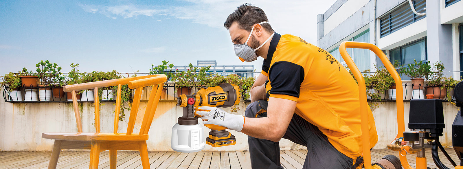 Cordless spray gun