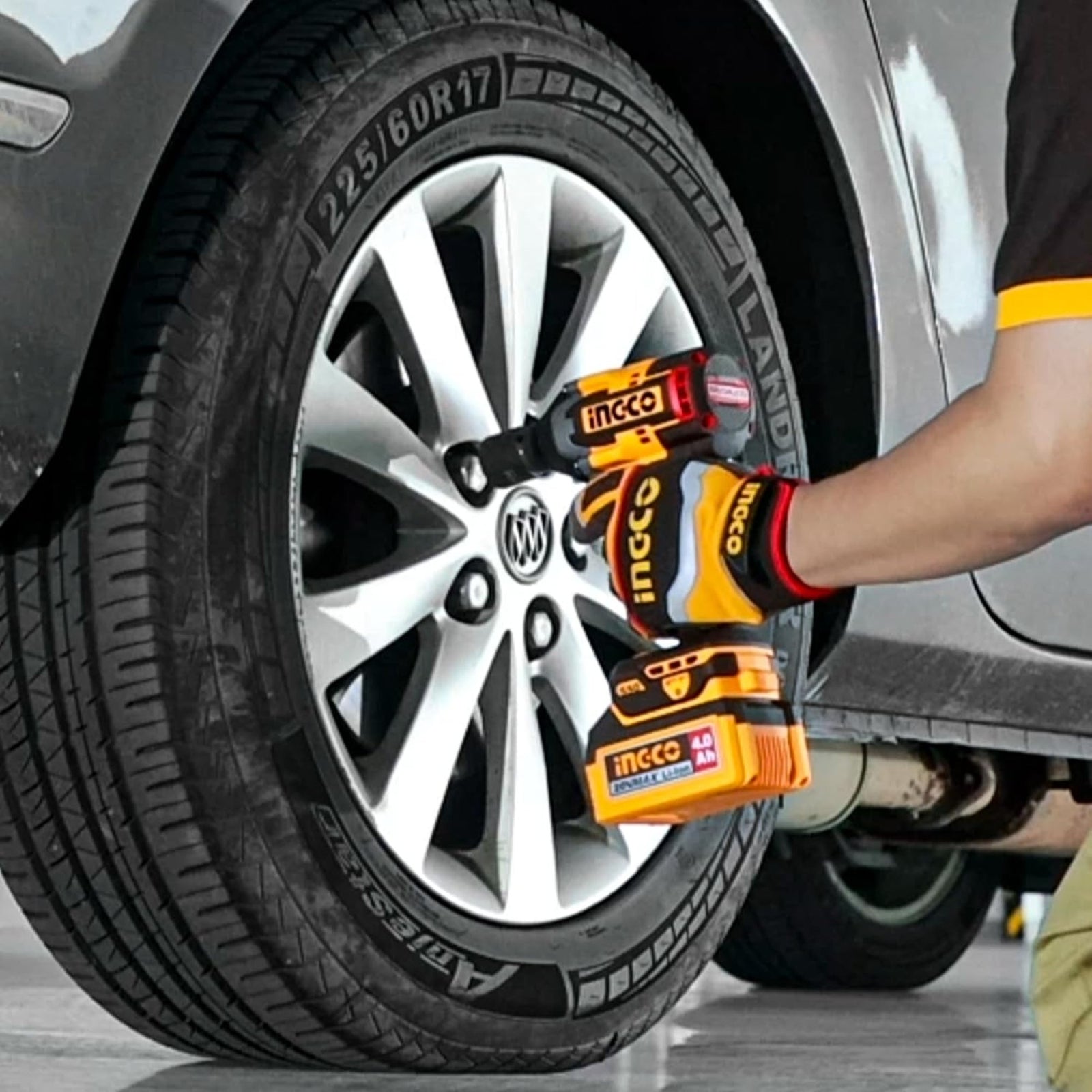 Cordless impact wrench