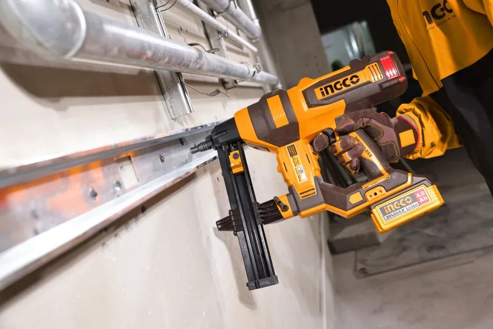 INGCO CCNLI9008 20V Brushless Cordless Concrete Nailer with 2 × 4.0Ah Batteries, Charger and 1000 Nails